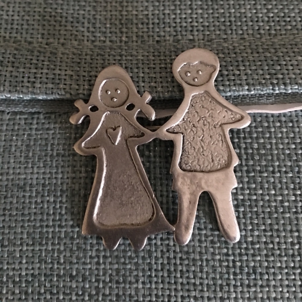 ❤️❤️COUPLE OR BOY/GIRL PIN❤️❤️